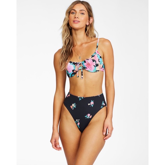 Billabong Floral Bikini Set w/ REVERSIBLE Bikini Bottom 👙☀️🏝🍍💕 - Picture 5 of 8